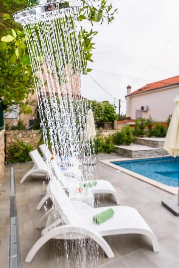 Holiday Apartment In Okrug Gornji With Terrace, Air Conditioning, Wifi 3436-1 Trogir Croatia