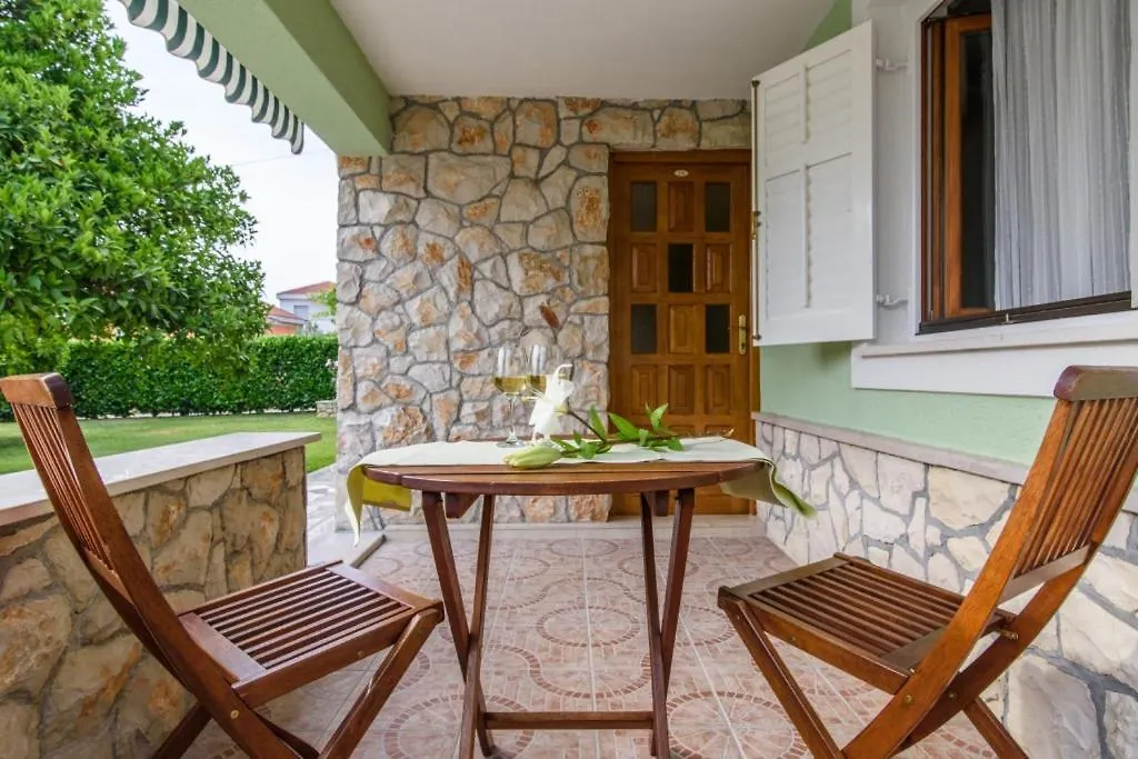 Holiday Apartment In Okrug Gornji With Terrace, Air Conditioning, Wifi 3436-1 Trogir Kroatië