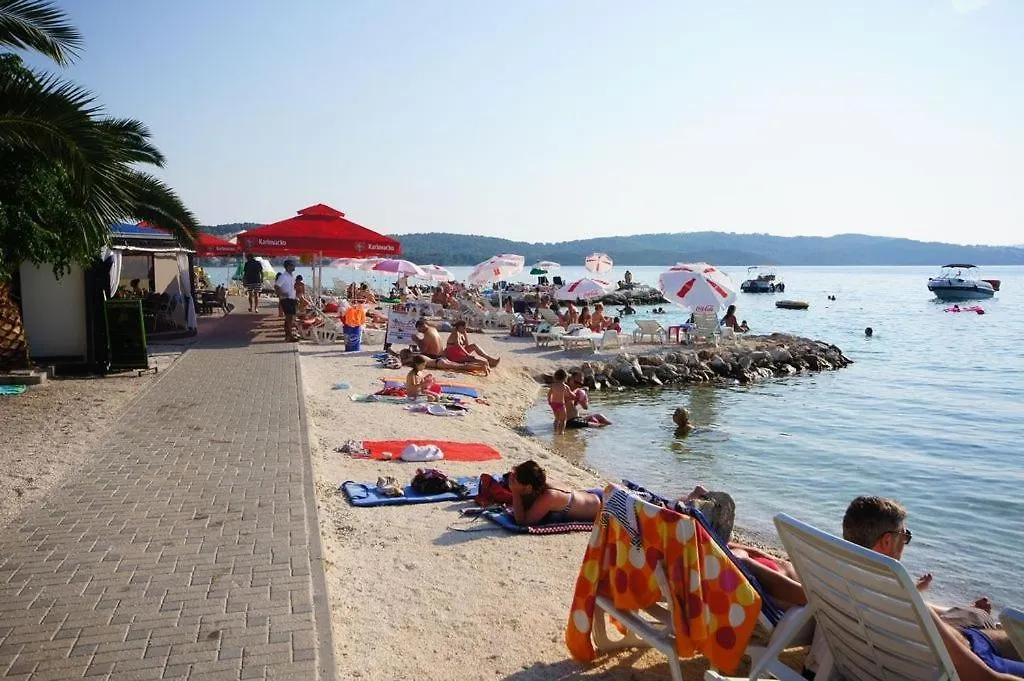 Holiday Apartment In Okrug Gornji With Terrace, Air Conditioning, Wifi 3436-1 Trogir Kroatië